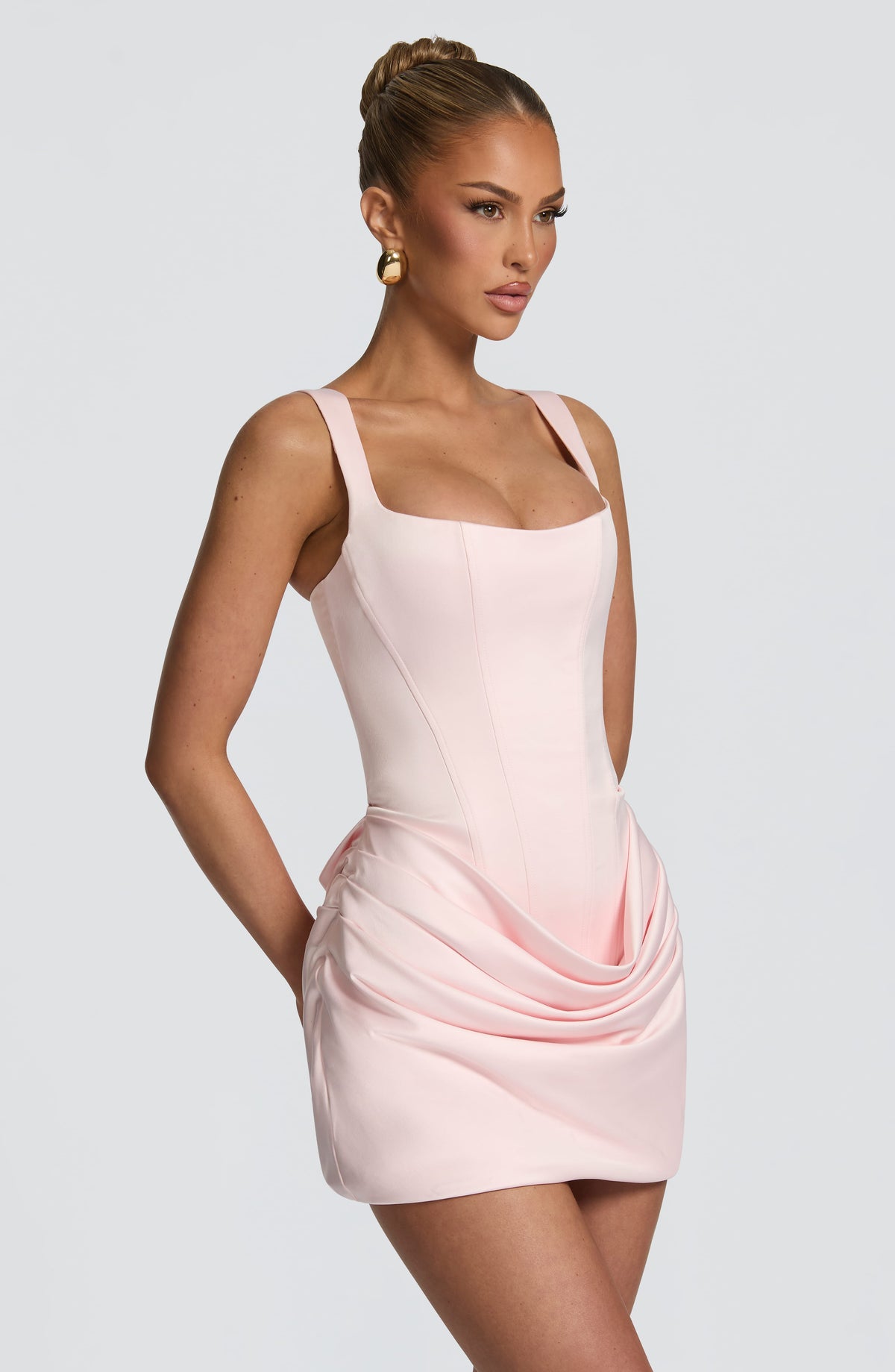 Imogen | Robe mini en satin – vue 3