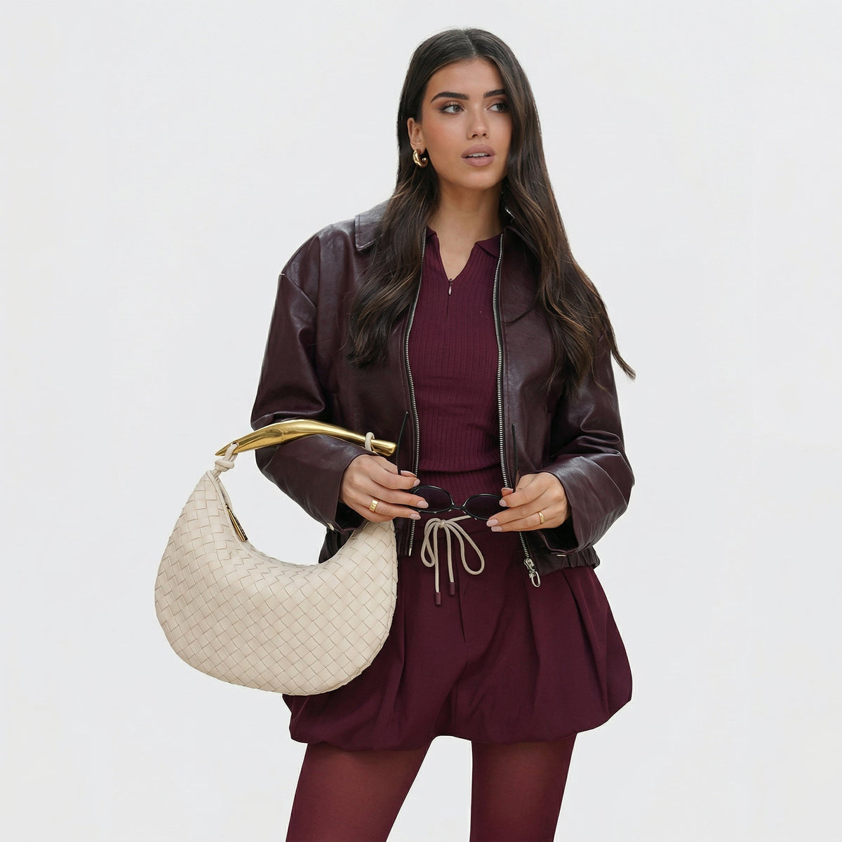 Gerda Sac Woven con Asa Dorada